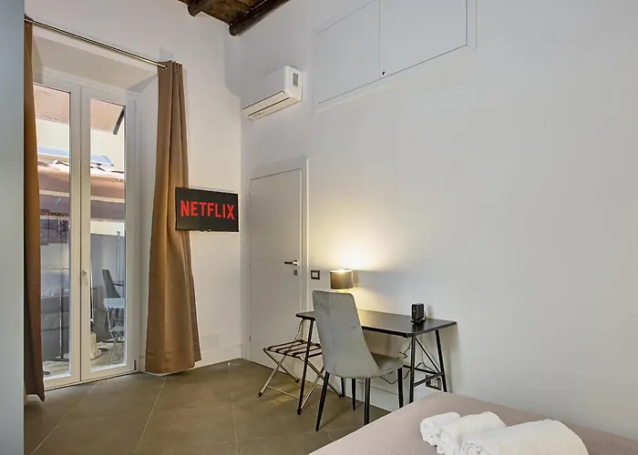 Domus Capitolina Campo De' Fiori Connected Homes With Private Patio Rom