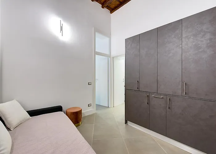 Apartment Domus Capitolina Campo De' Fiori Connected Homes With Private Patio Rom