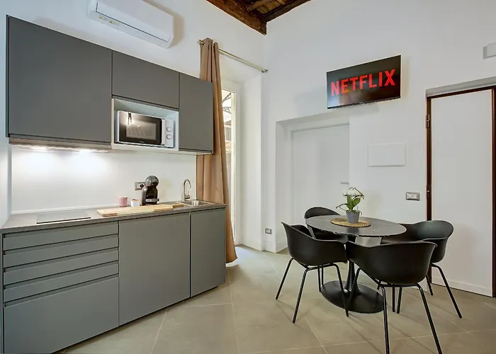 Apartamento Domus Capitolina Campo De' Fiori Connected Homes With Private Patio Roma
